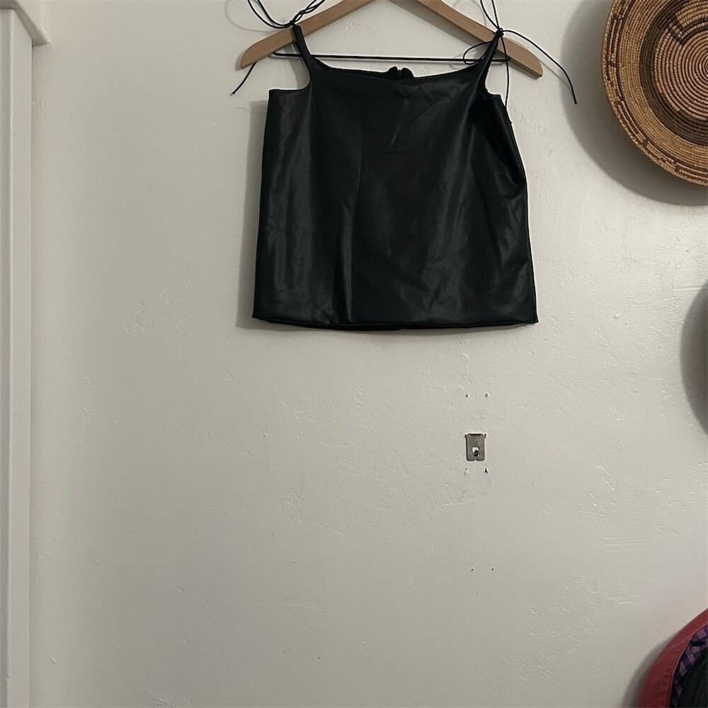 Forever 21 Women's Black Faux Leather Cropped Cami Top Size M